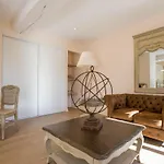Le Cara - 4 Appartements Calmes Et Chics Au Coeur De Beaune